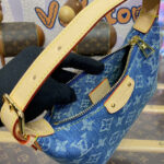 Louis Vuitton Hills Pochette M82949 Blue